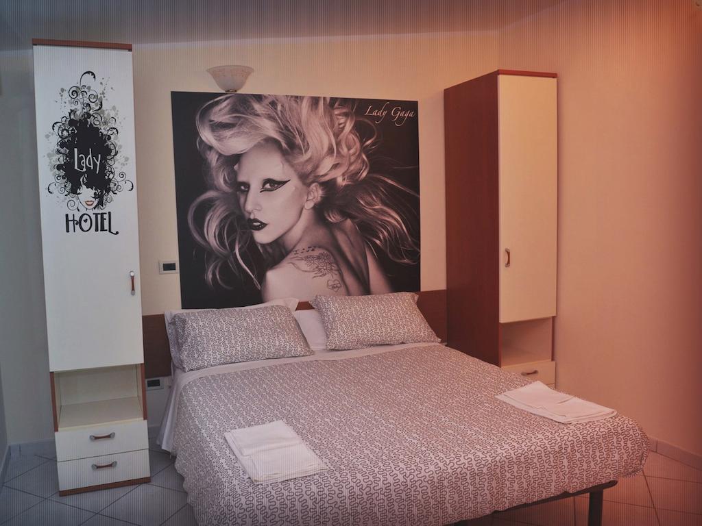 Hotel Lady Rimini Zewnętrze zdjęcie