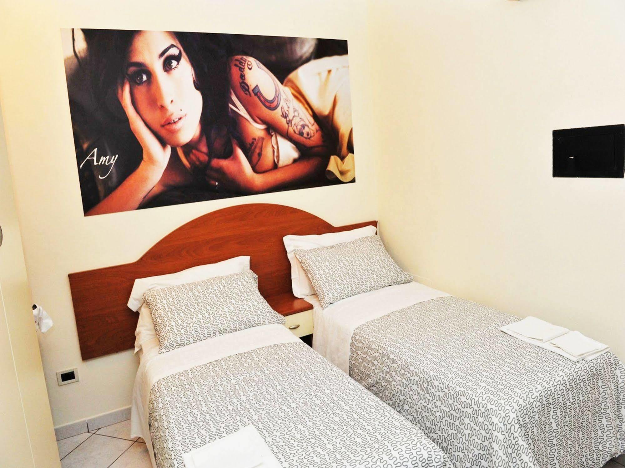 Hotel Lady Rimini Zewnętrze zdjęcie