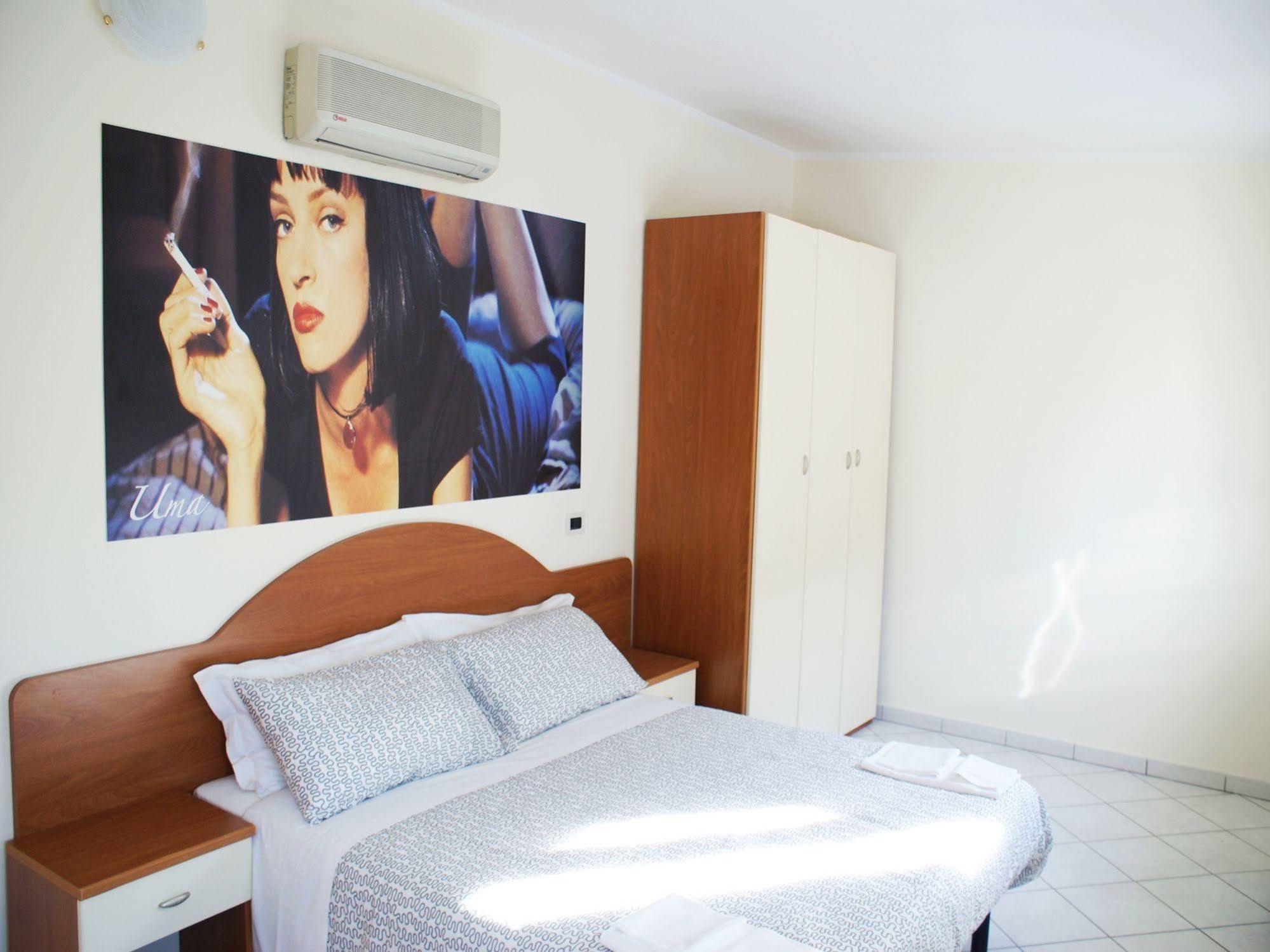 Hotel Lady Rimini Zewnętrze zdjęcie