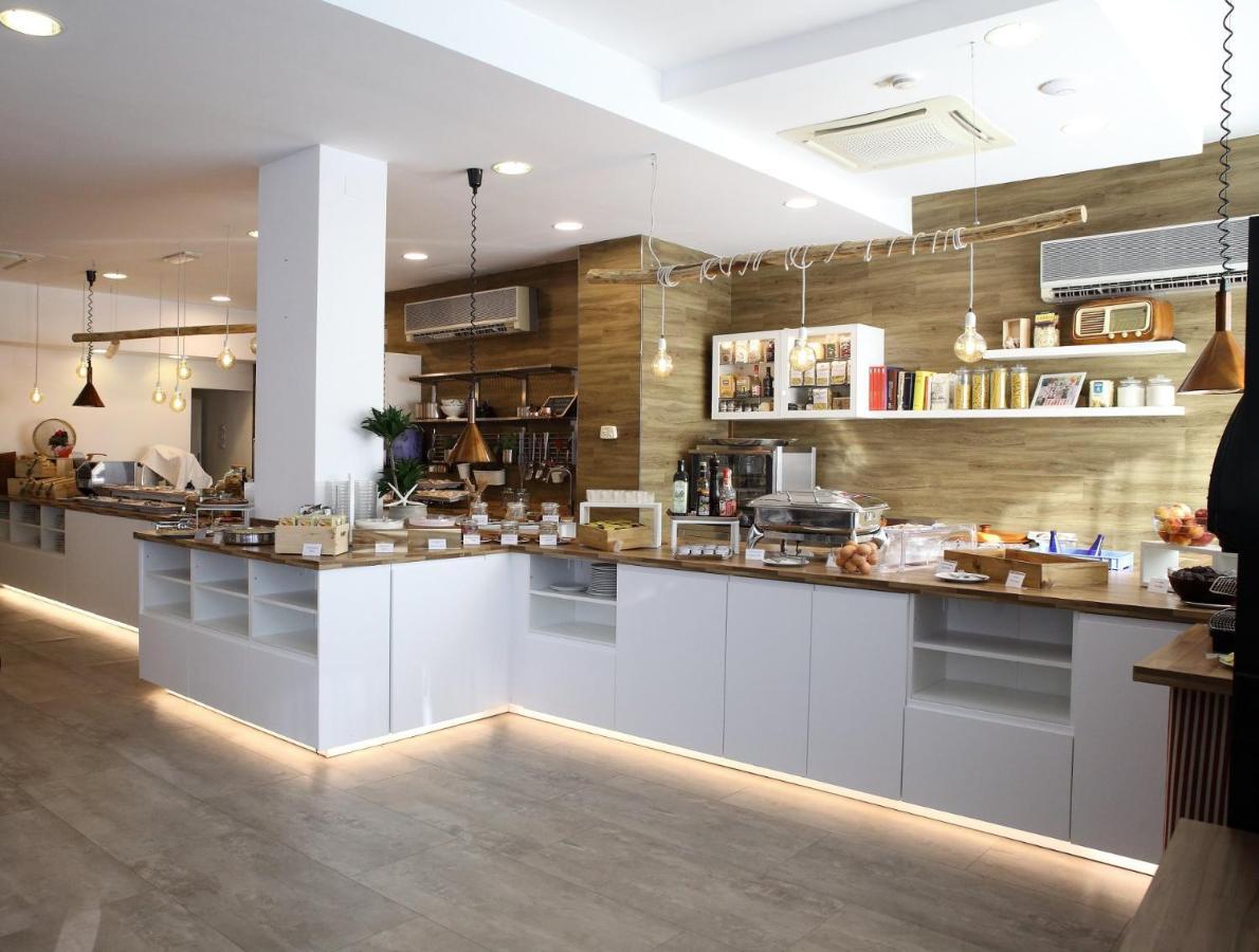Hotel Lady Rimini Zewnętrze zdjęcie